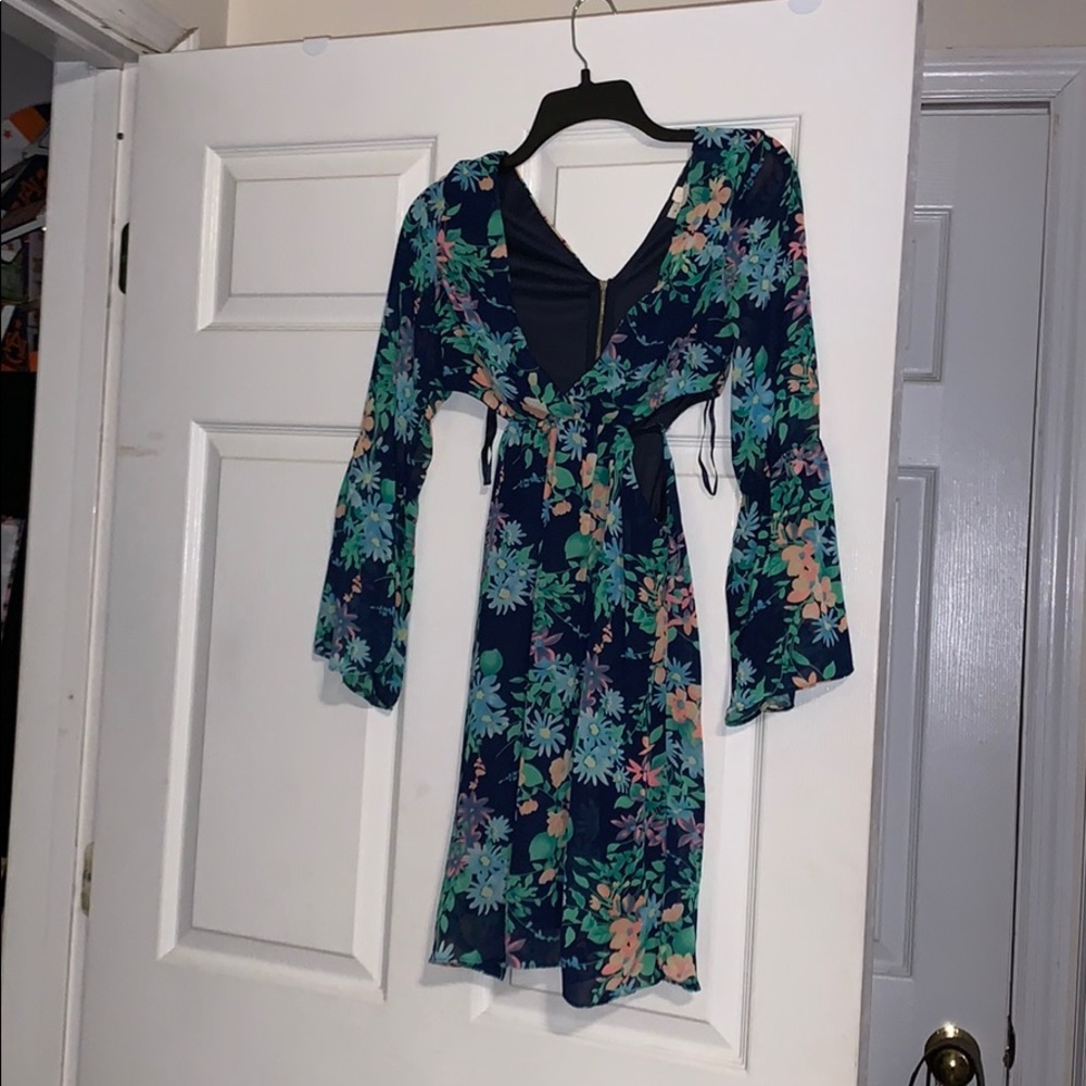 Cute Summer dress with cuts on the sides